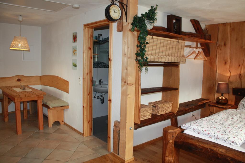 Am Ruebenkeller Bed & Breakfast Binzenbach Phòng bức ảnh
